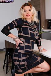 Click image for larger version. 

Name:	ladyluna1.ow015.jpg 
Views:	87 
Size:	822.7 KB 
ID:	1201996