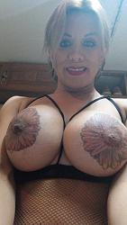 Click image for larger version. 

Name:	pic ts Naomi Chi twitter EPEoFGoX4AEK7Vt.jpg 
Views:	102 
Size:	630.3 KB 
ID:	1295931