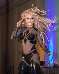 Click image for larger version. 

Name:	Derrick 2.jpg 
Views:	110 
Size:	67.7 KB 
ID:	1416415