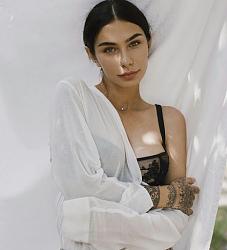 Click image for larger version. 

Name:	julia-geltsman-01.jpg 
Views:	95 
Size:	37.4 KB 
ID:	1417412