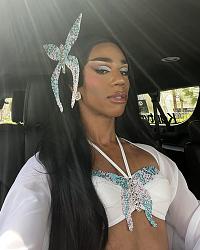 Click image for larger version. 

Name:	Naomi Smalls 1a.jpg 
Views:	68 
Size:	208.2 KB 
ID:	1418915