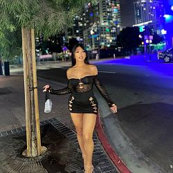 Click image for larger version. 

Name:	dress 1 Jaslyn Lee twitter FW8XAG4UUAEZvqp.jpg 
Views:	190 
Size:	252.8 KB 
ID:	1419540
