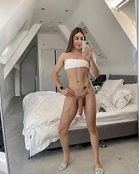 Click image for larger version. 

Name:	FvzFJA-XoAEtsPA (1).jpg 
Views:	597 
Size:	384.3 KB 
ID:	1420304