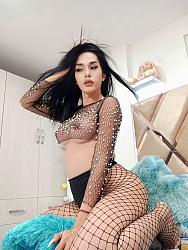 Click image for larger version. 

Name:	janice grifith fishnet101.jpg 
Views:	164 
Size:	529.3 KB 
ID:	1421355