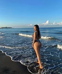 Click image for larger version. 

Name:	bik 1 Babyjane tse 160779_hMMhk9_B97637D1-A87F-4F2B-82D3-F2995C9A5182.jpg 
Views:	103 
Size:	599.3 KB 
ID:	1426453