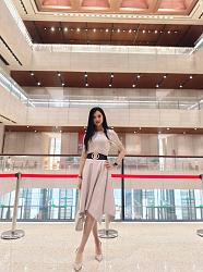 Click image for larger version. 

Name:	dress 1 Homealone twitter Fx_Y4bFagAEzdnf.jpg 
Views:	112 
Size:	930.4 KB 
ID:	1426608