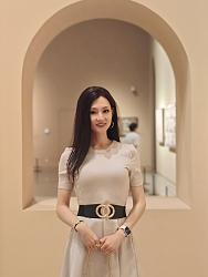 Click image for larger version. 

Name:	dress 1 Homealone twitter Fx_YzsXaUAEuNSD.jpg 
Views:	126 
Size:	512.3 KB 
ID:	1426609