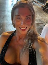 Click image for larger version. 

Name:	Bangkok Black.jpg 
Views:	511 
Size:	382.7 KB 
ID:	1428352