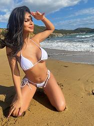 Click image for larger version. 

Name:	bik 1 Bella twitter F2rJhlYWkAA01rG.jpg 
Views:	121 
Size:	596.6 KB 
ID:	1430751