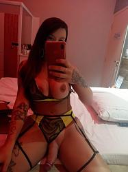 Click image for larger version. 

Name:	fernanda silveira selfie.jpg 
Views:	182 
Size:	218.1 KB 
ID:	1431781