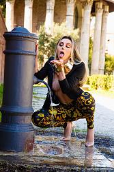 Click image for larger version. 

Name:	face 1 Isabeli twitter FB7B4jLXoAcayfI.jpg 
Views:	156 
Size:	341.8 KB 
ID:	1435557