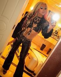 Click image for larger version. 

Name:	Farrah Moan 2.jpg 
Views:	112 
Size:	218.1 KB 
ID:	1437091