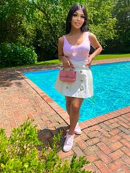 Click image for larger version. 

Name:	dress 1 Jaslyn Lee twitter F2PeXjTWUAAuyxg.jpg 
Views:	69 
Size:	774.0 KB 
ID:	1438027