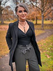 Click image for larger version. 

Name:	face 1 Ashley Barron twitter F-0vAVpaEAAN6et.jpg 
Views:	145 
Size:	991.8 KB 
ID:	1438075
