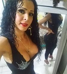 Click image for larger version. 

Name:	face 1 Cristal twitter AQFmkj.jpg 
Views:	53 
Size:	319.2 KB 
ID:	1438586