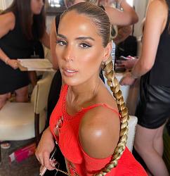 Click image for larger version. 

Name:	po 1 Carmen Carrera twitter FYXE2gHWQAAUTwL.jpg 
Views:	164 
Size:	170.0 KB 
ID:	1439601