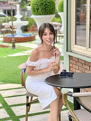Click image for larger version. 

Name:	dress 1 Drank twitter F11PSxDaUAEGjbc.jpg 
Views:	55 
Size:	395.9 KB 
ID:	1439985
