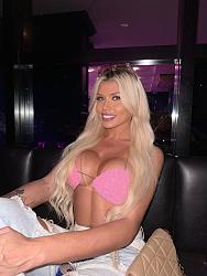 Click image for larger version. 

Name:	face 1 Isabella Salvatore twitter F2-GER-XAAA6FfW.jpg 
Views:	52 
Size:	405.5 KB 
ID:	1441099