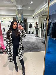 Click image for larger version. 

Name:	dress 1 Italia Arianna twitter F8pWM3DaEAASBfe.jpg 
Views:	76 
Size:	473.5 KB 
ID:	1444130