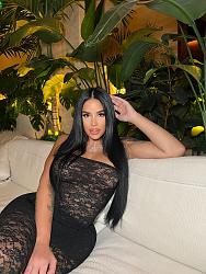 Click image for larger version. 

Name:	dress 1 Italia Arianna twitter F72DocTXkAATk82.jpg 
Views:	72 
Size:	627.7 KB 
ID:	1444131