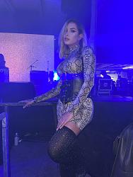 Click image for larger version. 

Name:	dress 1 Jhenna Greey twitter FW34hIDXkAAsi4k.jpg 
Views:	148 
Size:	363.2 KB 
ID:	1444756