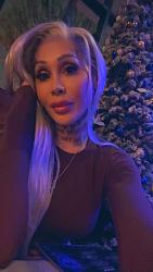 Click image for larger version. 

Name:	face 1 Carlisha twitter GAcPaklXwAA5iO2.jpg 
Views:	25 
Size:	221.6 KB 
ID:	1447734