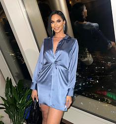 Click image for larger version. 

Name:	dress 1 Layla Angela twitter F8NtDJGbsAAnuI7.jpg 
Views:	46 
Size:	132.9 KB 
ID:	1449189