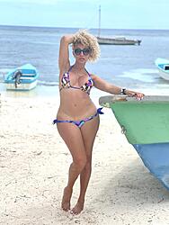 Click image for larger version. 

Name:	bik beach 1 Cindy facebook 322_n (9).jpg 
Views:	119 
Size:	52.7 KB 
ID:	1451748