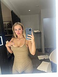 Click image for larger version. 

Name:	bcl 1 Sophie twitter GLv3JraXsAAX2cG.jpeg 
Views:	407 
Size:	97.2 KB 
ID:	1453826