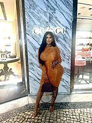 Click image for larger version. 

Name:	dress 1 Nicki Valentine Rose twitter Fv8xss5WYAsLB0S.jpg 
Views:	111 
Size:	567.5 KB 
ID:	1455089