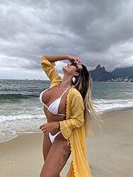 Click image for larger version. 

Name:	bik 1 Agatha Lira twitter GEuHSPmXkAAJc1P.jpg 
Views:	81 
Size:	296.6 KB 
ID:	1458053
