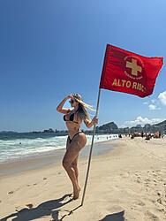 Click image for larger version. 

Name:	bik 1 Agatha Lira twitter GF23Z0ZWkAATTE3.jpg 
Views:	67 
Size:	336.9 KB 
ID:	1458054