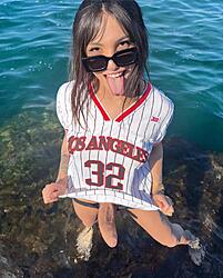Click image for larger version. 

Name:	large 1 Bruna Santos twitter FYic6yBWAAYTFNL.jpg 
Views:	383 
Size:	280.2 KB 
ID:	1460439