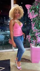 Click image for larger version. 

Name:	jeans 1 Cindy twitter Fcl7t6QWYAEz0S1.jpeg 
Views:	92 
Size:	319.7 KB 
ID:	1461335