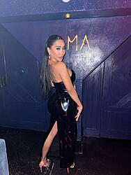 Click image for larger version. 

Name:	dress 1 Fara Hudson twitter GC0w7gHXYAACSQ4.jpg 
Views:	76 
Size:	394.4 KB 
ID:	1462209