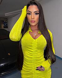 Click image for larger version. 

Name:	dress 1 Feer Araujo sotwe.com FmjGQC0XoAUAWhm.jpg 
Views:	88 
Size:	195.3 KB 
ID:	1462211