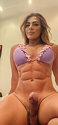 Click image for larger version. 

Name:	muscle 1 Naty Maxim twitter GYLmfvdW4AAoRWt.jpeg 
Views:	497 
Size:	84.5 KB 
ID:	1467566