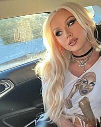 Click image for larger version. 

Name:	Farrah M. 6aa.jpg 
Views:	120 
Size:	179.9 KB 
ID:	1468154
