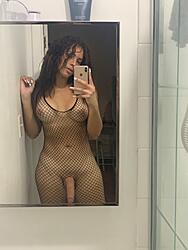 Click image for larger version. 

Name:	sonya fishnet Sonya twitter EeIT78wXoAEvmRd.jpg 
Views:	211 
Size:	94.6 KB 
ID:	1469790