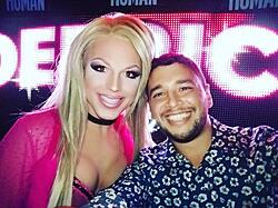 Click image for larger version. 

Name:	Derrick sexy Barry 16aaa.jpg 
Views:	32 
Size:	90.5 KB 
ID:	1472501