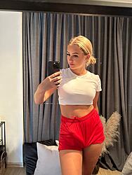 Click image for larger version. 

Name:	bcl 1 Sophie twitter F5muZheXkAAsKR3.jpg 
Views:	355 
Size:	1.17 MB 
ID:	1476055