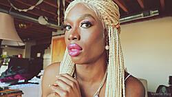 Click image for larger version. 

Name:	Val May (12aa).jpg 
Views:	50 
Size:	285.2 KB 
ID:	1476355