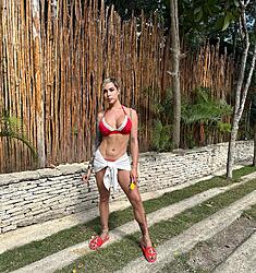 Click image for larger version. 

Name:	bik 1 Jhenna Greey aka Susana Velasquez  twitter E7BxVHFVcAgZIPE (10).jpeg 
Views:	78 
Size:	731.6 KB 
ID:	1476637