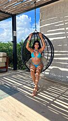 Click image for larger version. 

Name:	bik 1 Senorita Goddes twitter F-nlvlMWcAA_e9p.jpeg 
Views:	39 
Size:	467.1 KB 
ID:	1478275