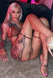Click image for larger version. 

Name:	pic ts 1 Carlisha twitter GaHFNxjXIAANp6r.jpeg 
Views:	180 
Size:	284.0 KB 
ID:	1478413