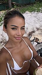 Click image for larger version. 

Name:	asian 1 Lizzy twitter GfBM6DQXwAALa3-.jpeg 
Views:	31 
Size:	304.4 KB 
ID:	1479561