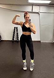 Click image for larger version. 

Name:	muscle 1 Ariel twitter GeEdu6LX0AA7BJJ.jpeg 
Views:	83 
Size:	281.3 KB 
ID:	1484804