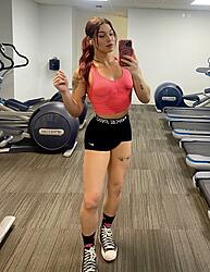Click image for larger version. 

Name:	muscle 1 Ariel twitter GepbKlWXwAACqyF.jpeg 
Views:	96 
Size:	158.9 KB 
ID:	1484807