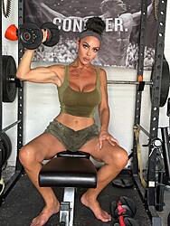 Click image for larger version. 

Name:	muscle 1 Angela Stone twitter GaeOFD8XcAEipj1.jpg 
Views:	53 
Size:	496.5 KB 
ID:	1485580