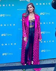 Click image for larger version. 

Name:	face 1 Trace Lysette facebook 470211801_1120272112789333_8104896999477805546_n.jpg 
Views:	43 
Size:	204.2 KB 
ID:	1485861